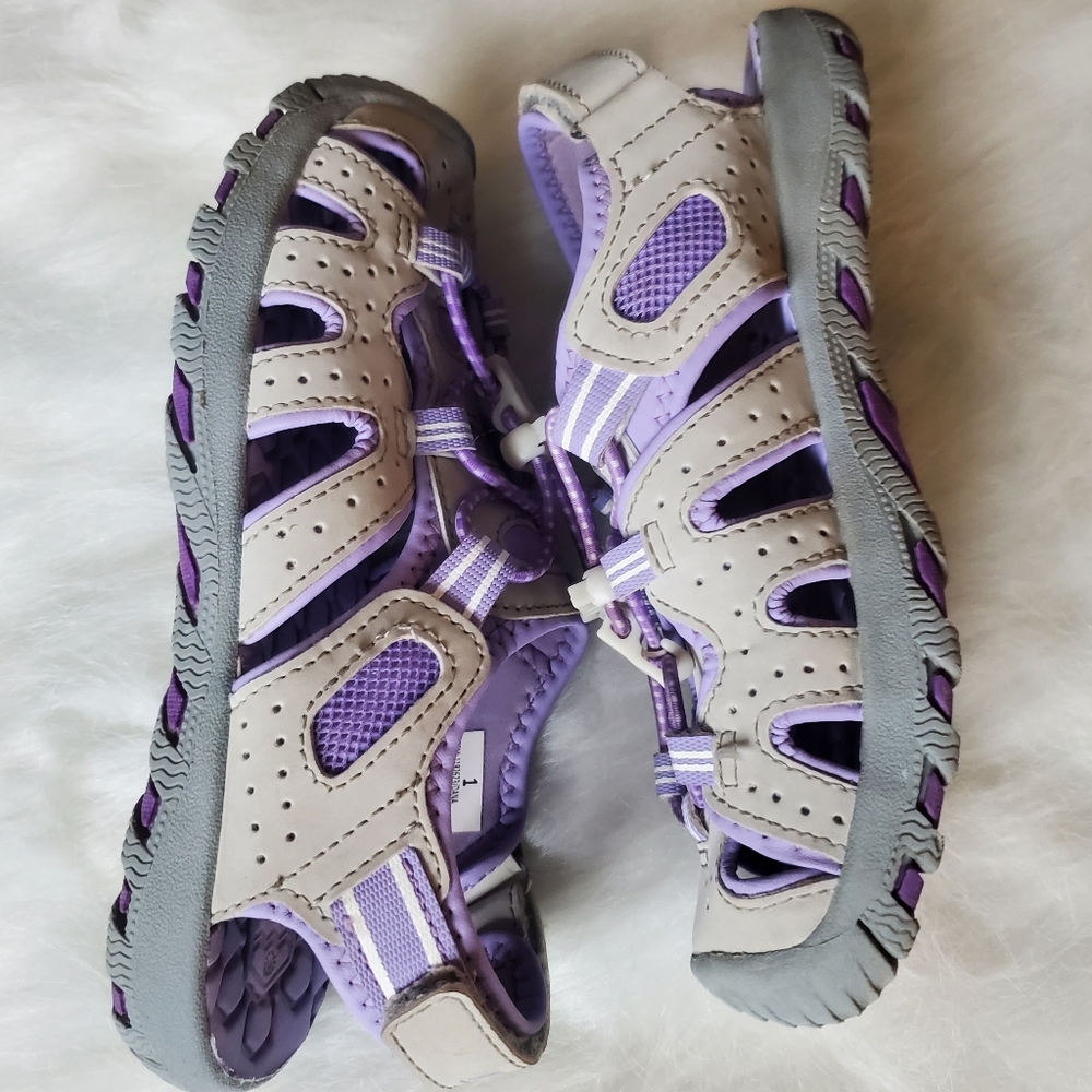 Khombu Girls Athletic Closed Toe Bungee Lace Sandals Gray & Purple Size 1 Kids - Picture 4 of 6